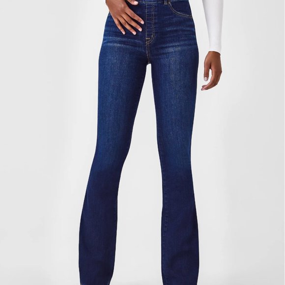 SPANX FLARE JEANS IN MIDNIGHT SHADE, NWT - Picture 2 of 3